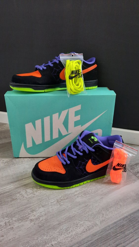 Nike SB Dunk low Night of Mischief