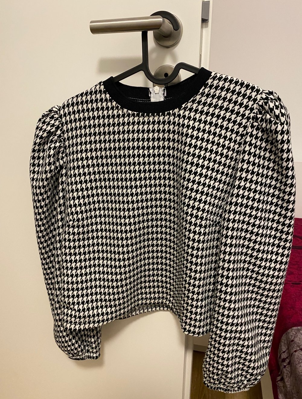 Houndstooth shirt