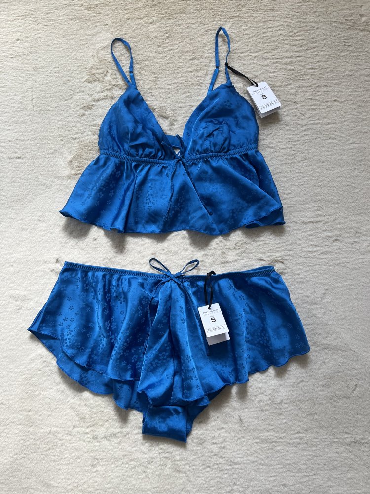 Nachtwäsche BH und Slip