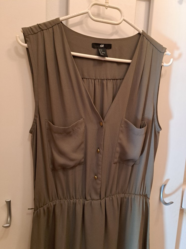 H&M Kleid Gr. 38 olivgrün mit Taschen