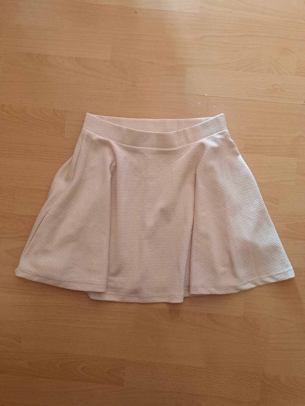 Cremefarbener Rock Gr. S Highwaist Struktur