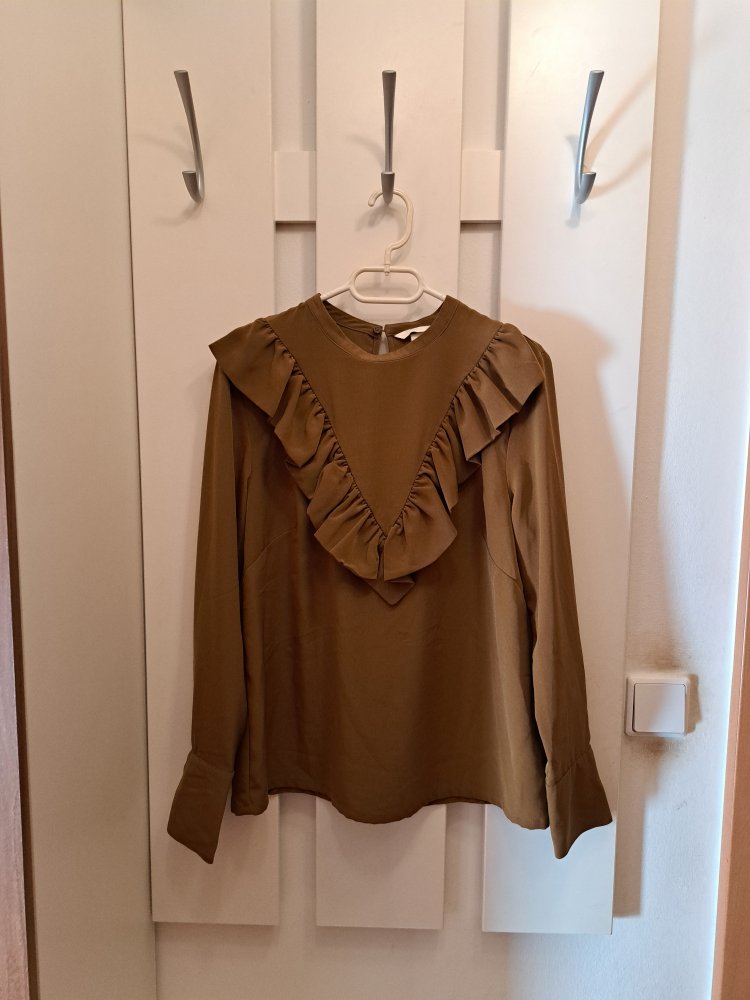 H&M Bluse Gr. 38 Volants Shirt olive