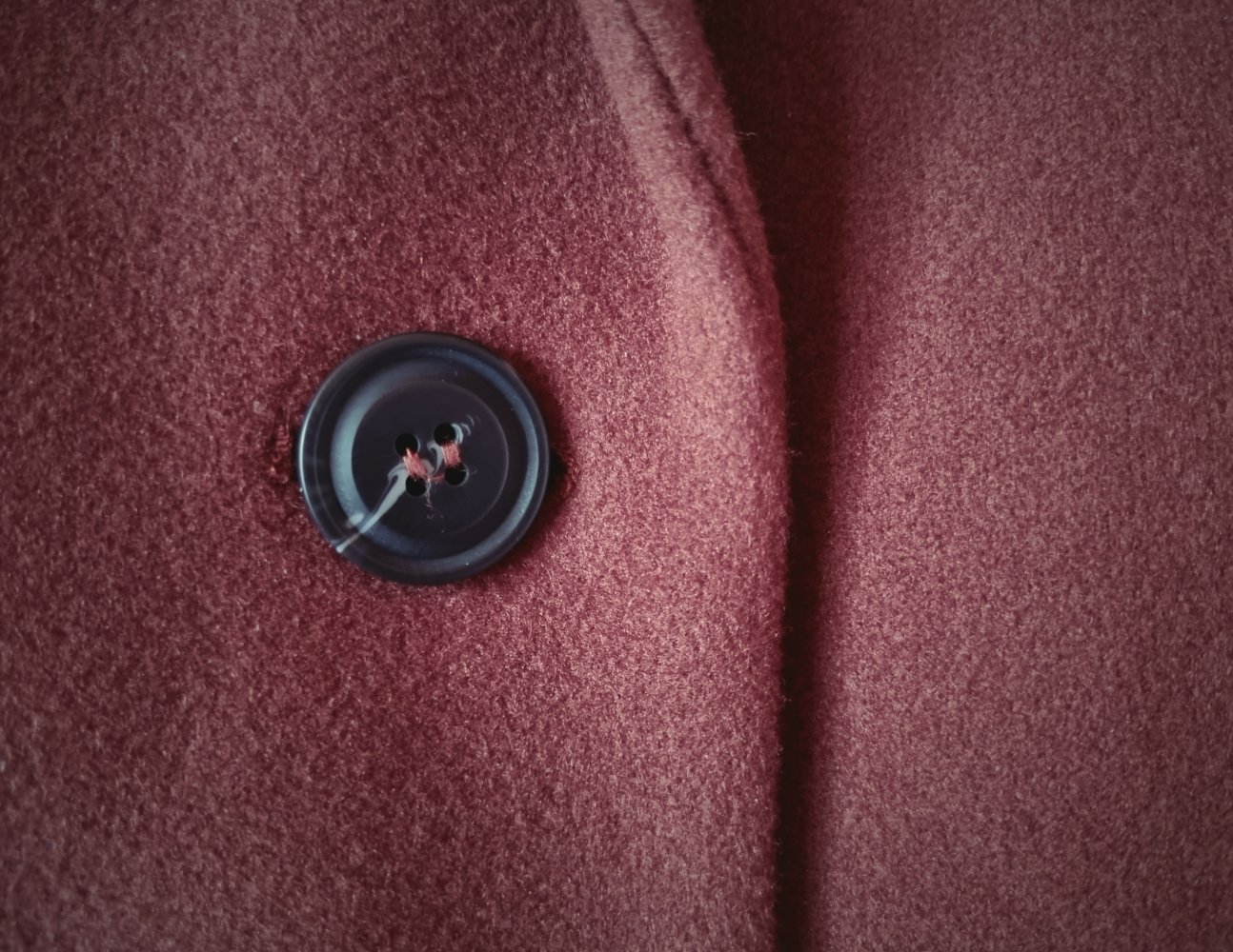 Damenmantel, dunkelrot, Gr. 36