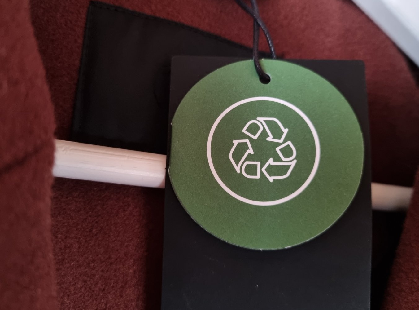 Damenmantel, dunkelrot, Gr. 36