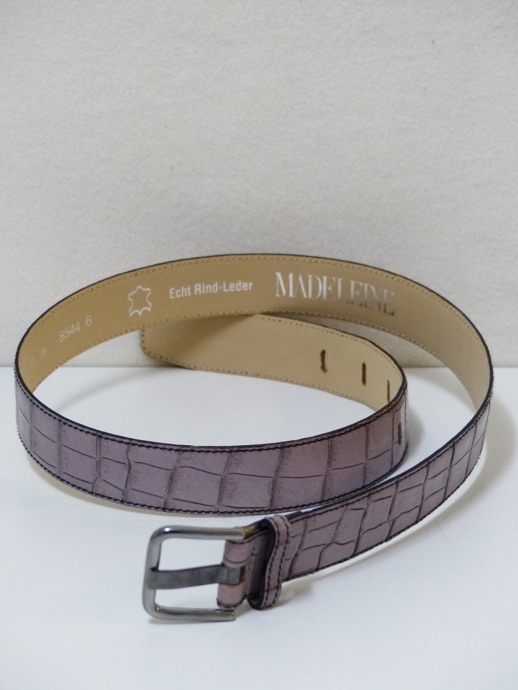 Madeleine Rind Leder Gürtel, Umfang 71-81 cm, lila