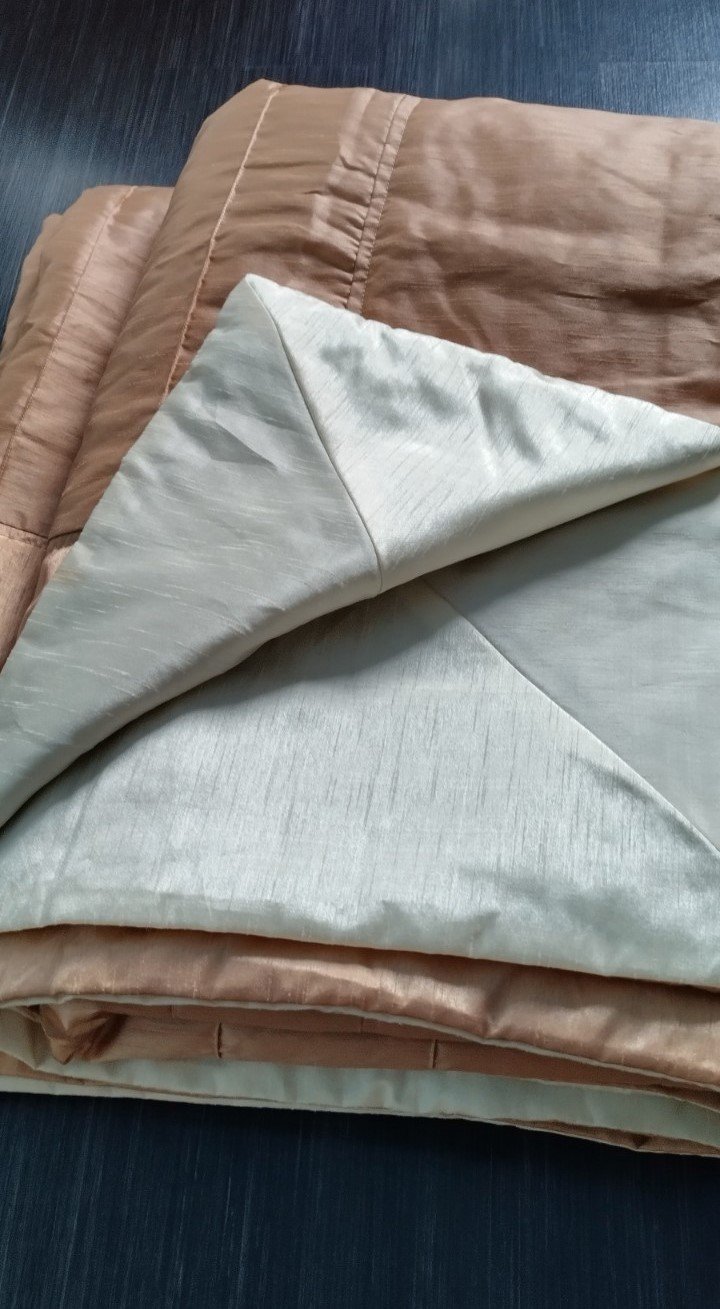 Satin Bettüberwurf, Tagesdecke für Doppel-Betten in Übergröße,, 280 x 250 cm