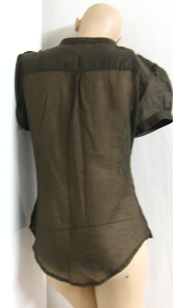 luftige Sommerbluse mit Puffärmeln