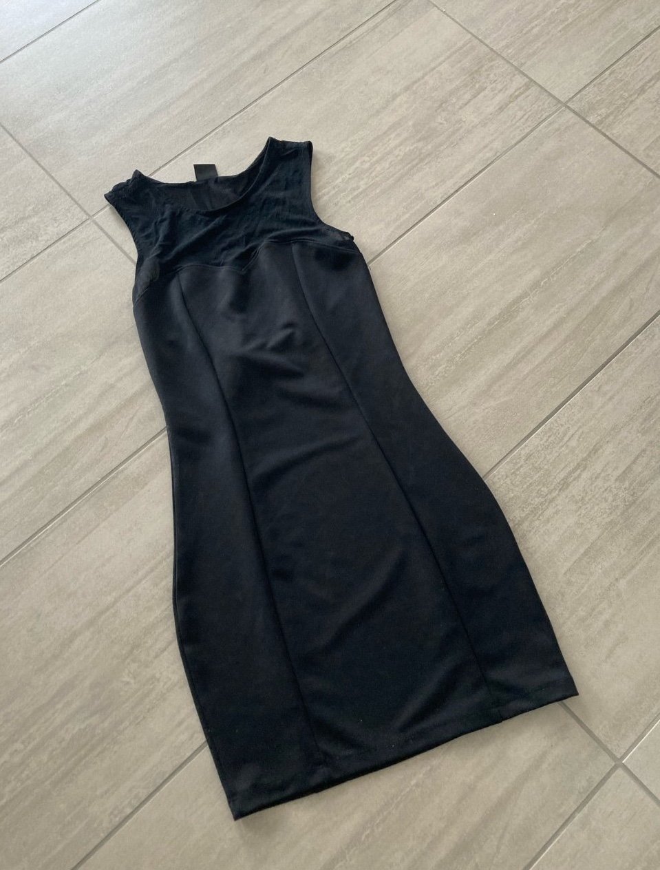Kleid Gina Tricot Gr XS schwarz