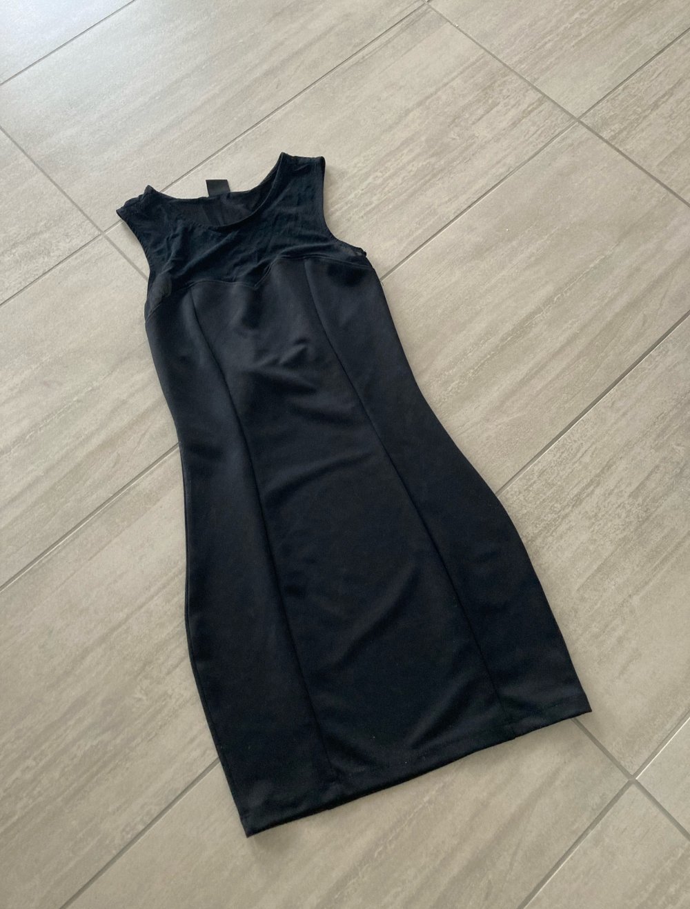 Kleid Gina Tricot Gr XS schwarz