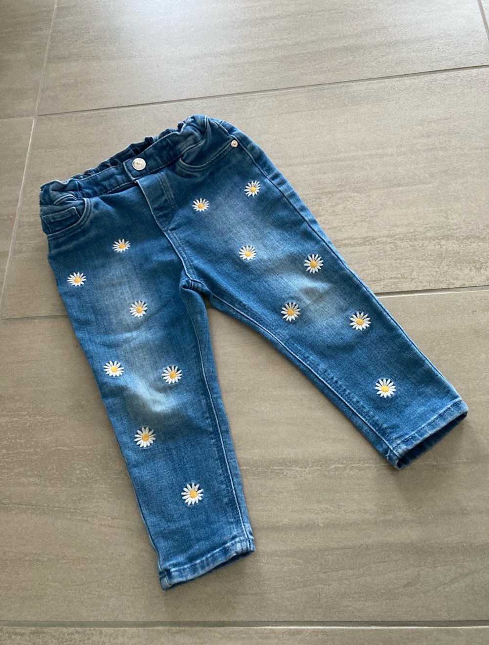 H&M Hose mit Blumen Stickerei Jeans Gr 86