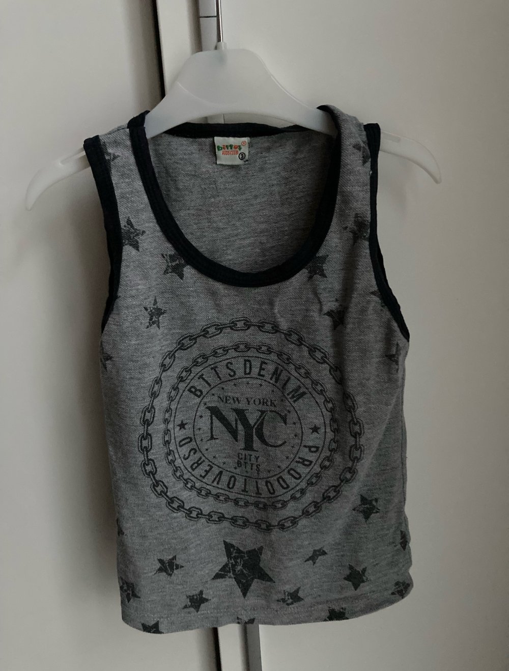 Unterhemd Gr. 98 3 J.  New York