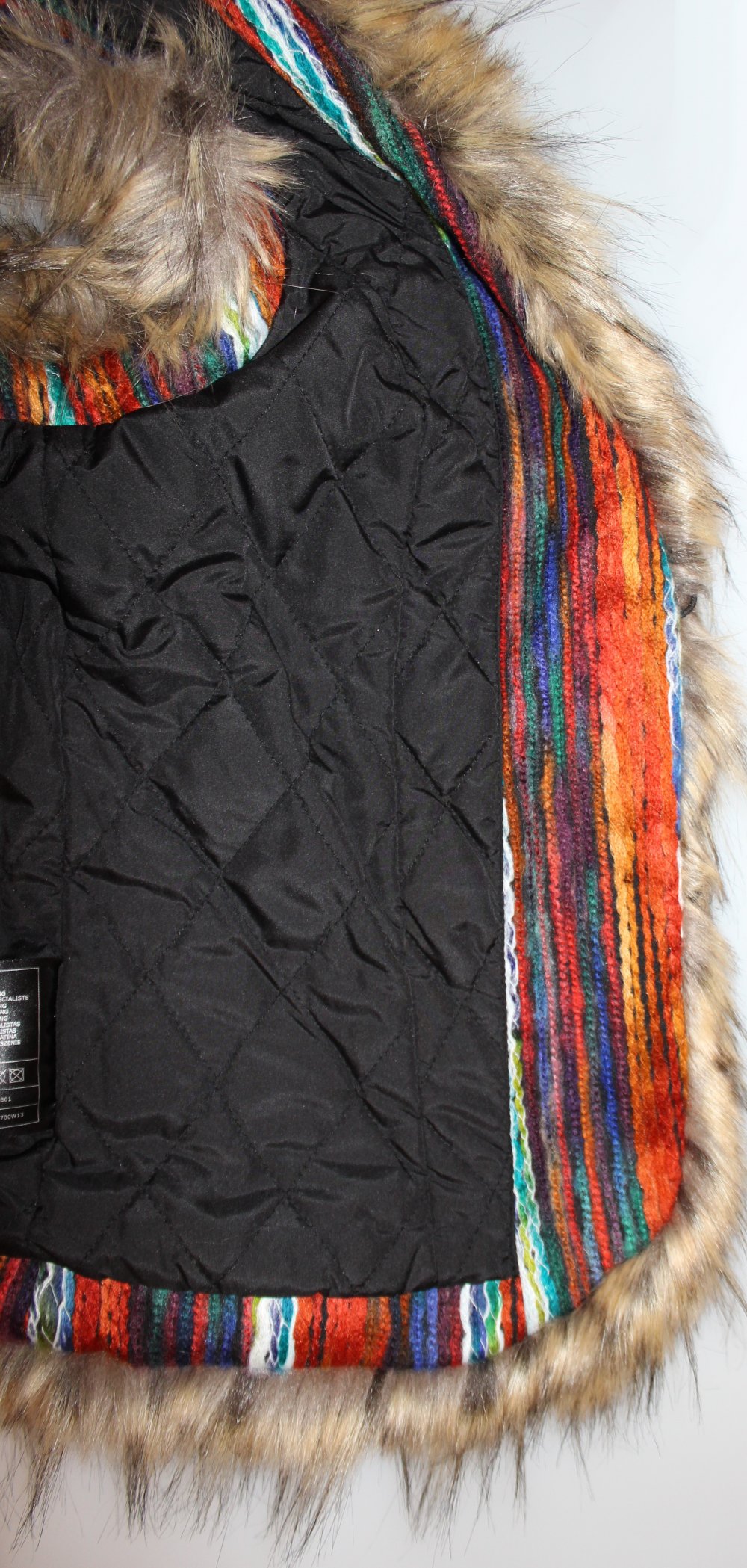 cooles Pelz-Gilet im Missoni Style, Neu mit Etikett, Boutiquen-Preis: 199 €