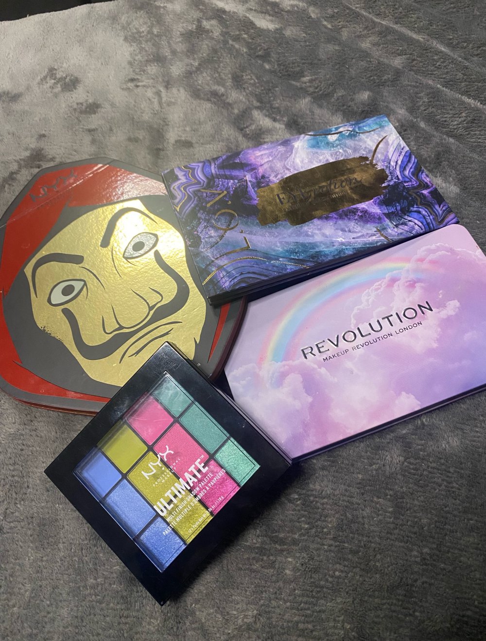 Lidschatten Paket Nyx Revolution