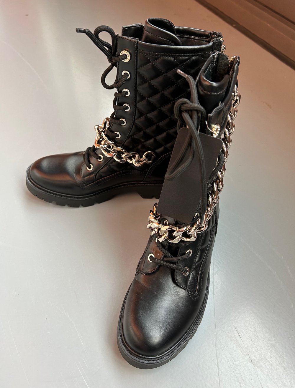 Guess Riplei Stiefeletten Schnürstiefelette Gr 38 Neu schwarz