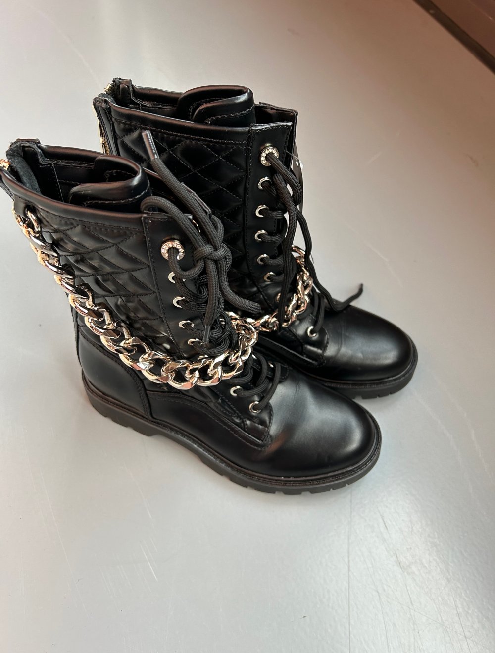 Guess Riplei Stiefeletten Schnürstiefelette Gr 38 Neu schwarz