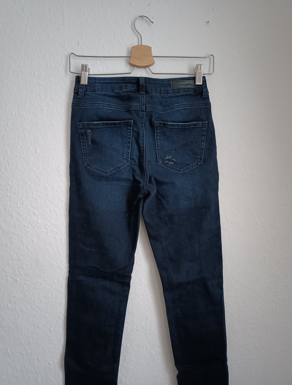 Dunkelblaue Jeans von Clockhouse
