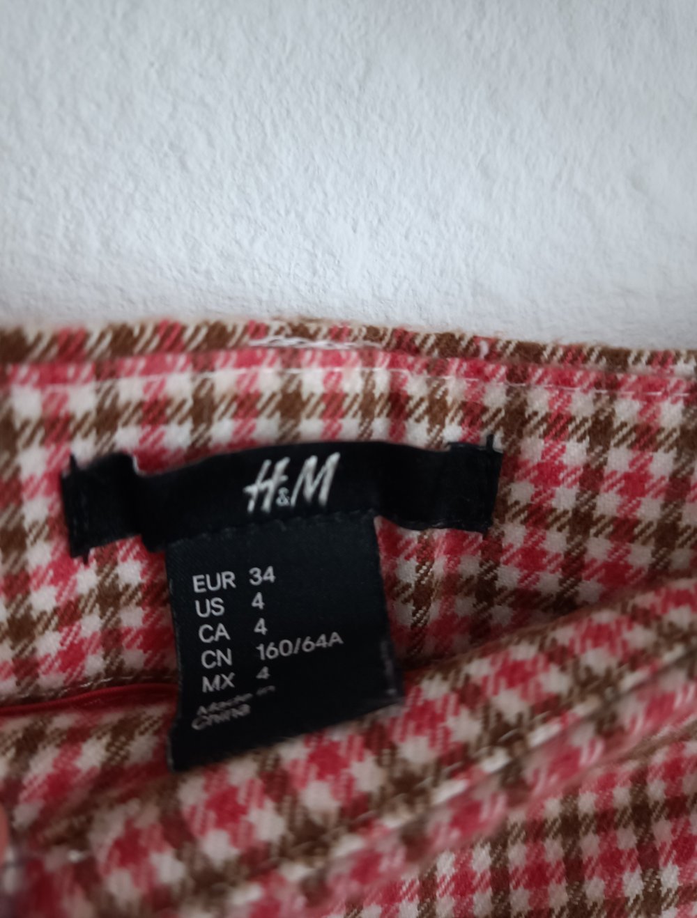 Korallfarbene karierte Shorts von H&M