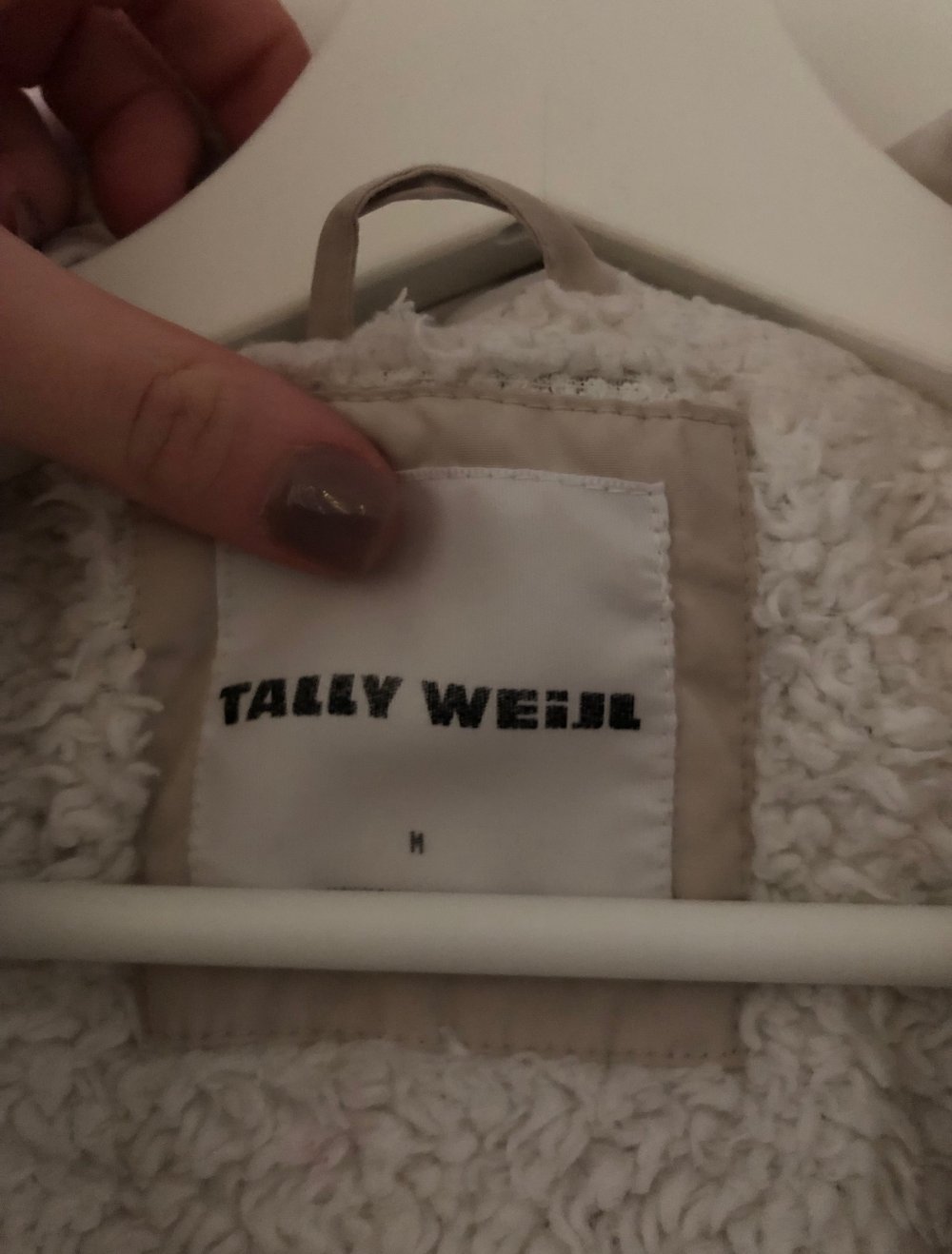 Beige/Creme Winterjacke