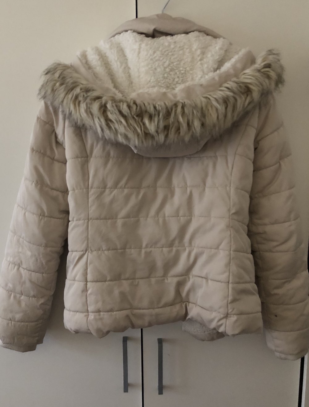 Beige/Creme Winterjacke