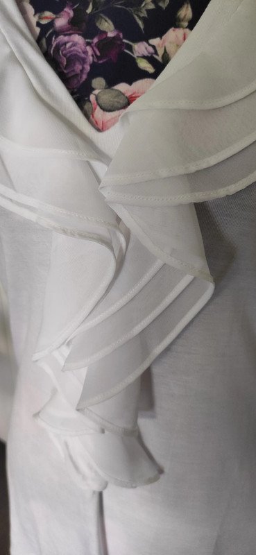 Blusentop mit Volants