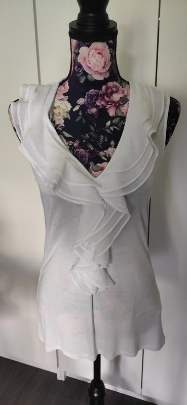 Blusentop mit Volants