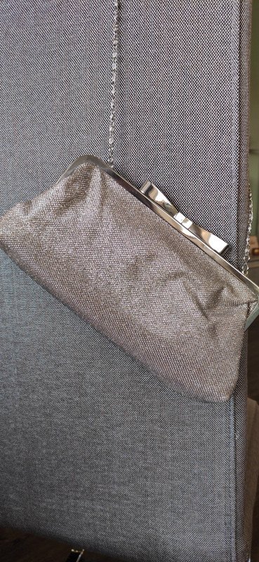Gold glitzernde Clutch