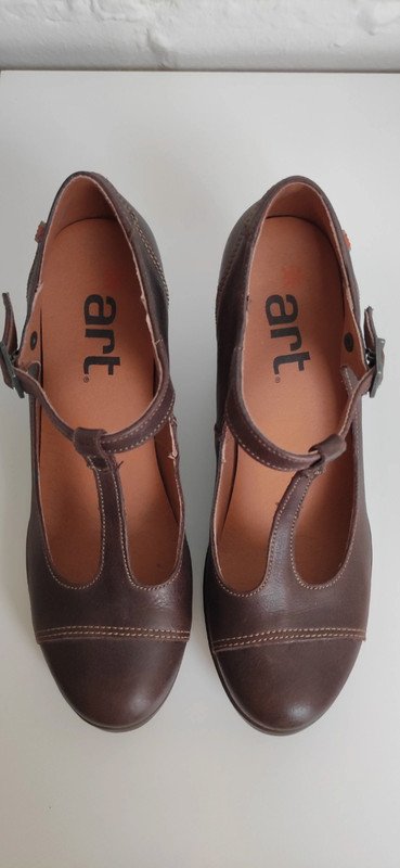 Echtleder Pumps mit T-Steg