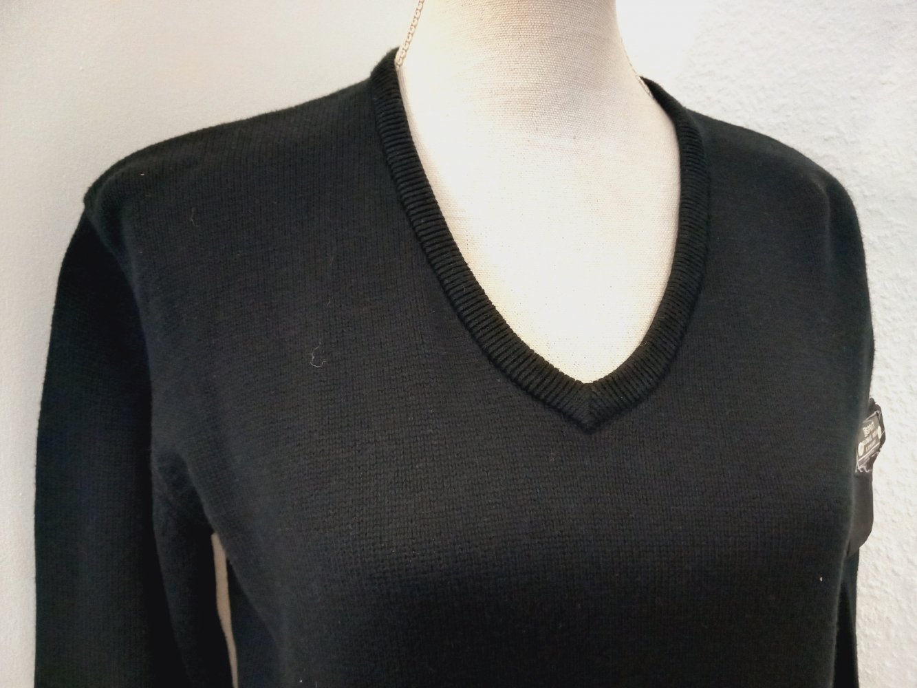 Esprit Strick Pullover schwarz Gr XL l mit V-Ausschnitt Tasche am Ärmel und Crop Bändchen 