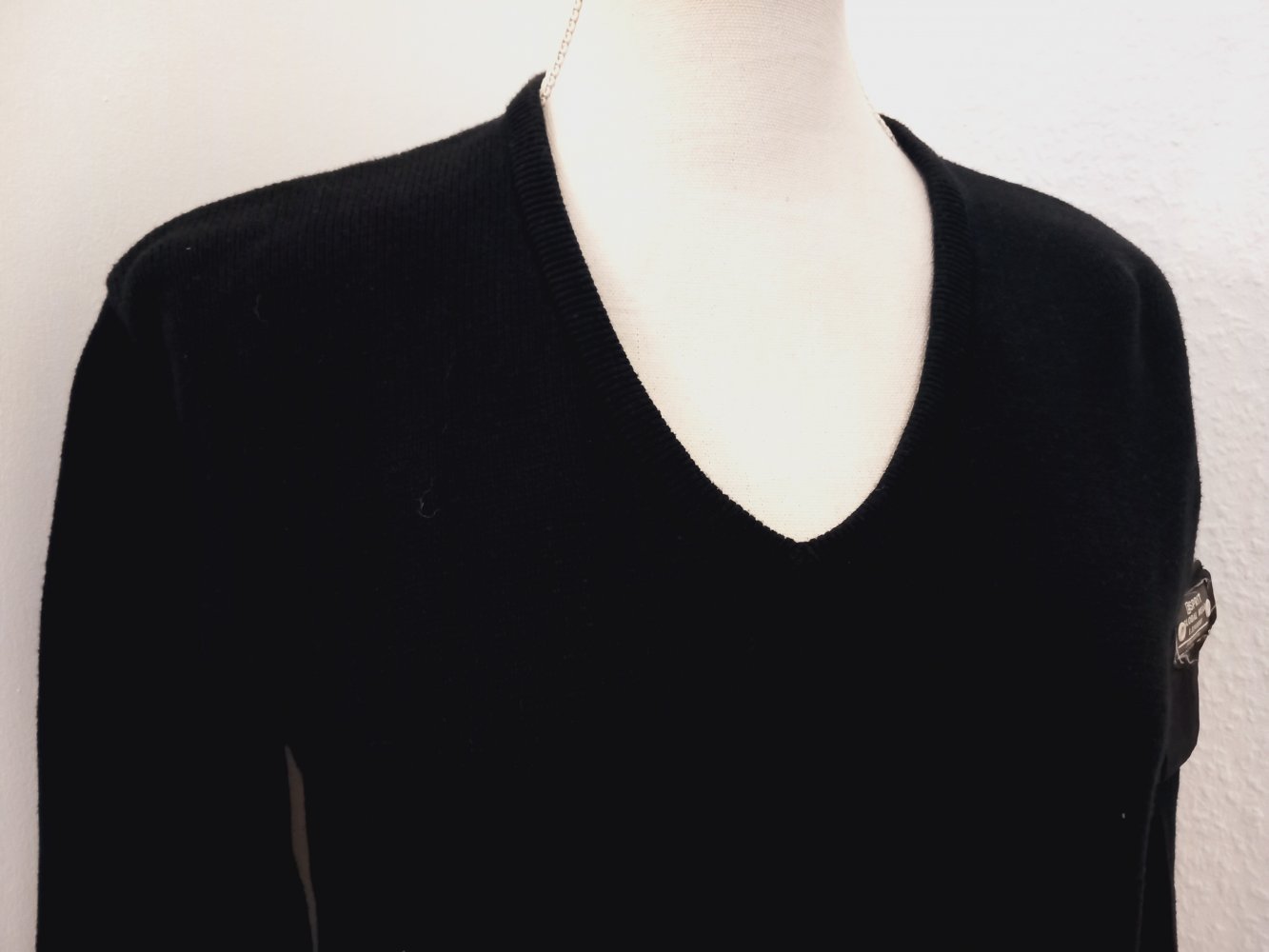 Esprit Strick Pullover schwarz Gr XL l mit V-Ausschnitt Tasche am Ärmel und Crop Bändchen 