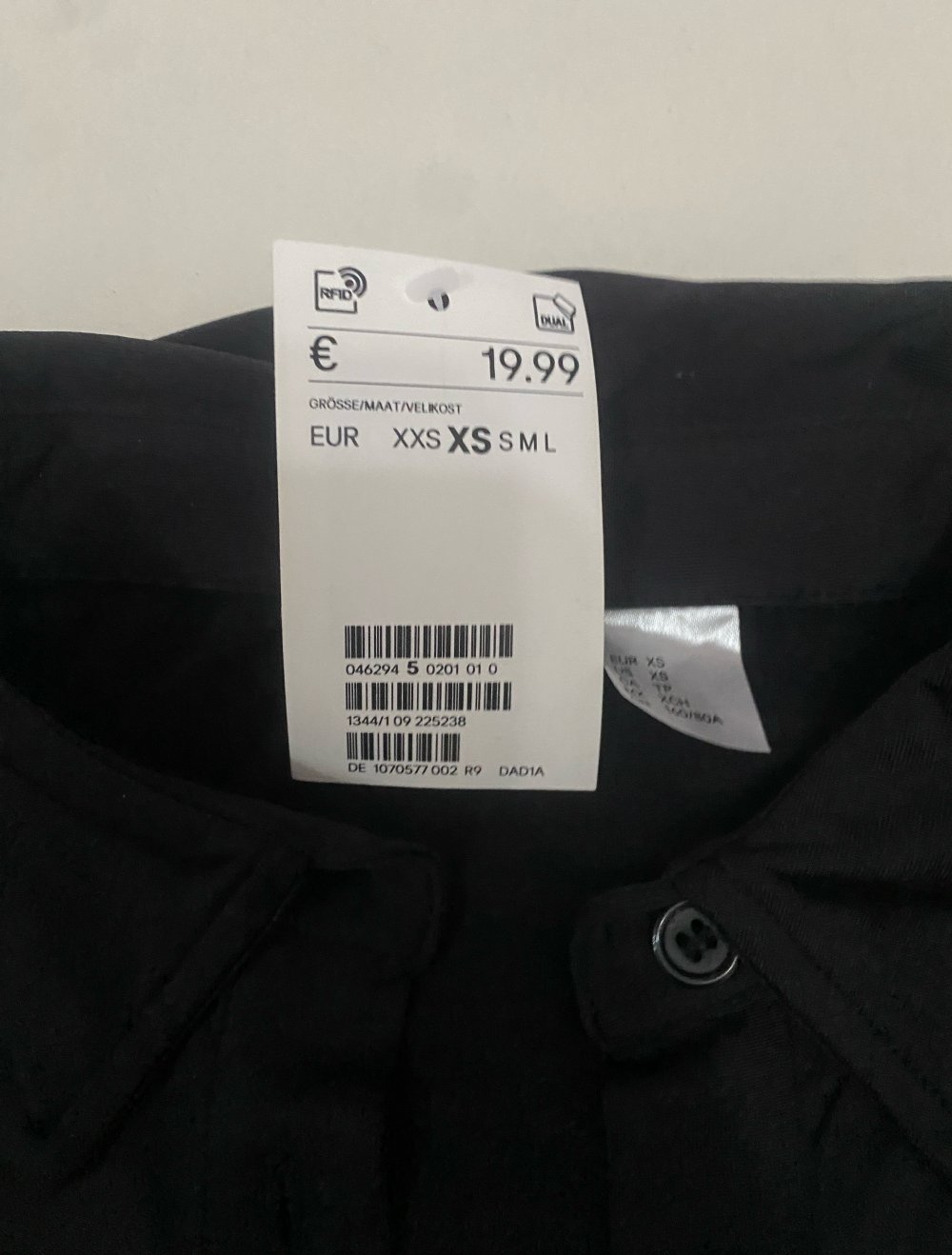 schwarzes schickes Kleid