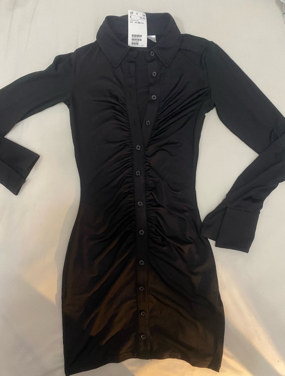 schwarzes schickes Kleid