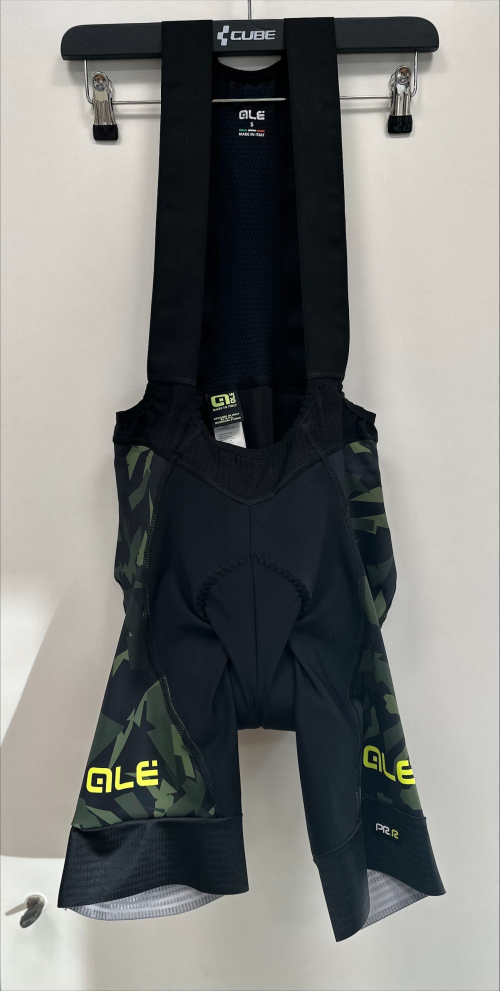 ALE Glass Bibshorts schwarz/grün S