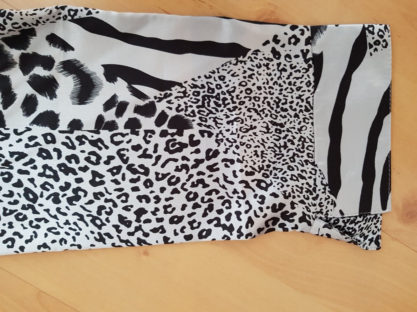 Damen-Bluse silber-schwarz - Größe: L