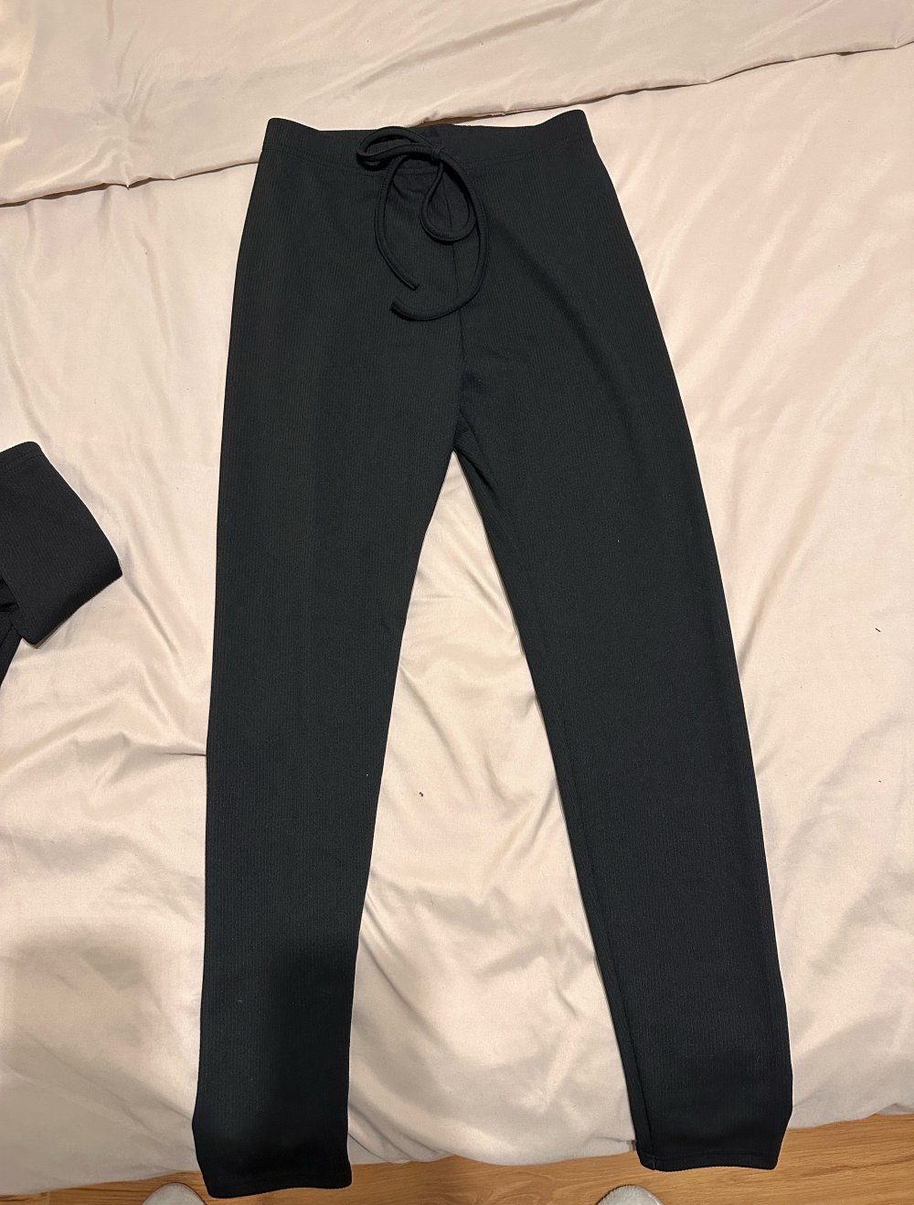 schöner Schwarzer Zweiteiler