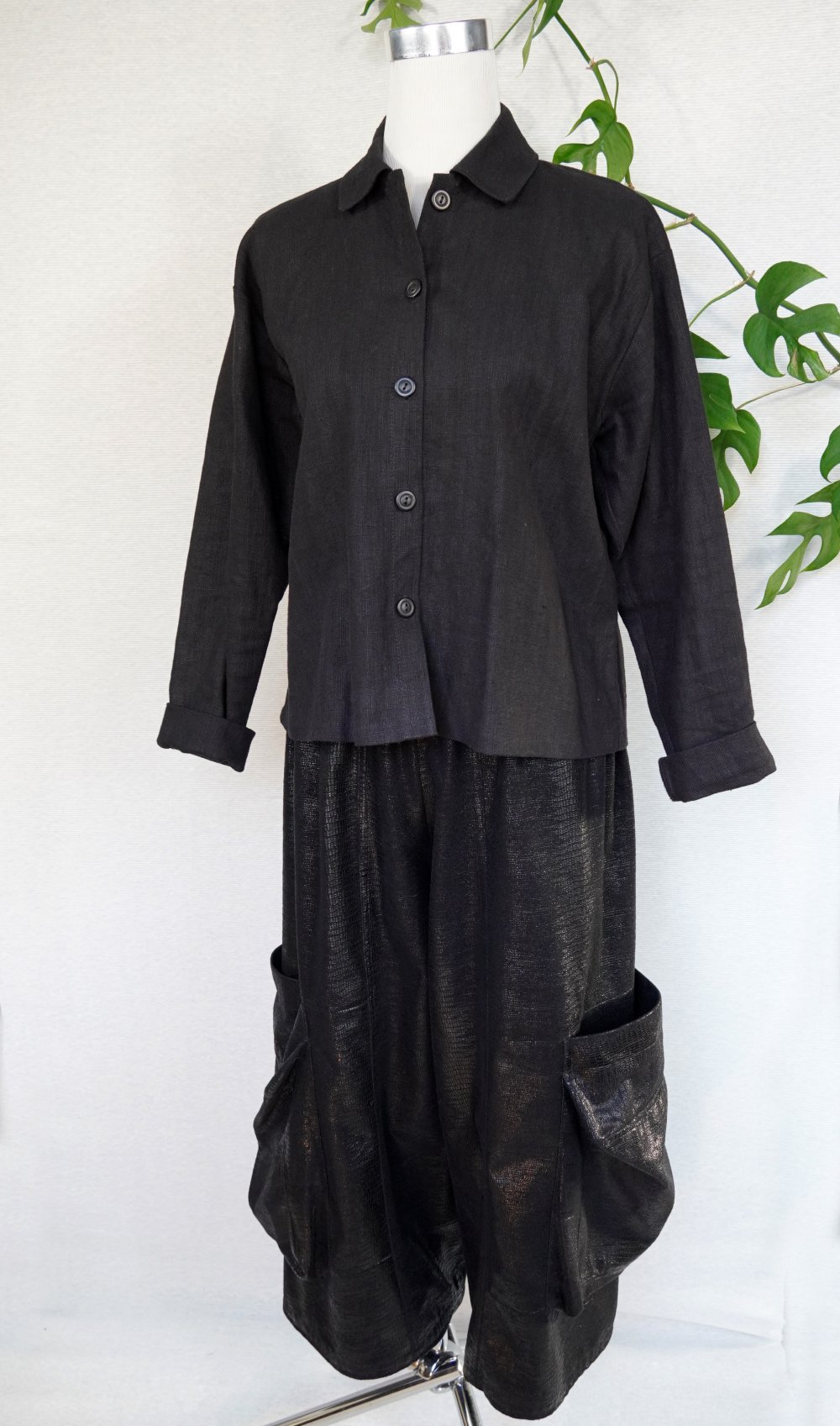 Schwarze Jacke Gr. 40-42 Leinenjacke weite Jacke Lagenlook