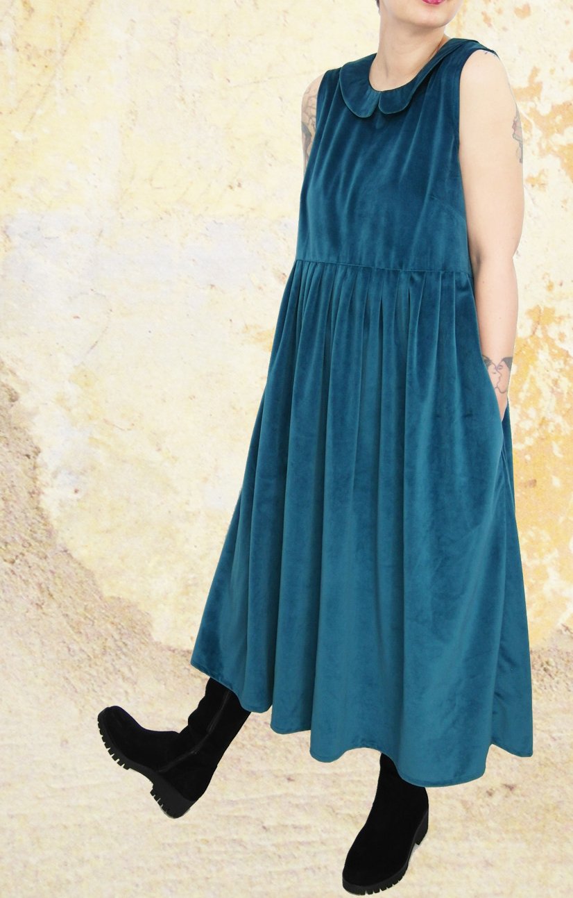 Samtkleid Gr. S Peter-Pan-Kragen Kleid