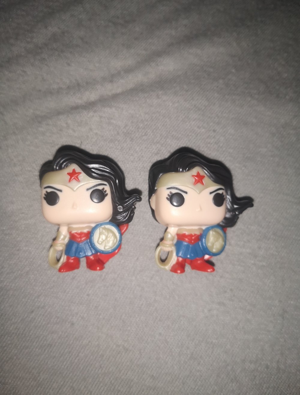 DC Kinder Joy funko comic heroes Figuren