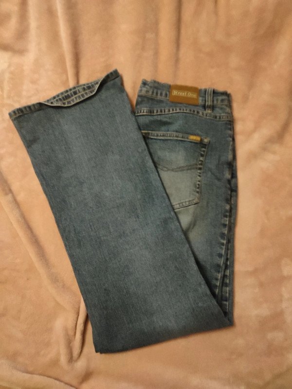 Flared Jeans
