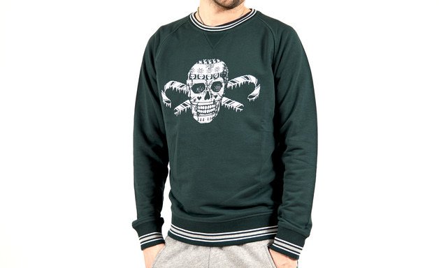 Bio Sweatshirt Pullover M grün Totenkopf Winter neu
