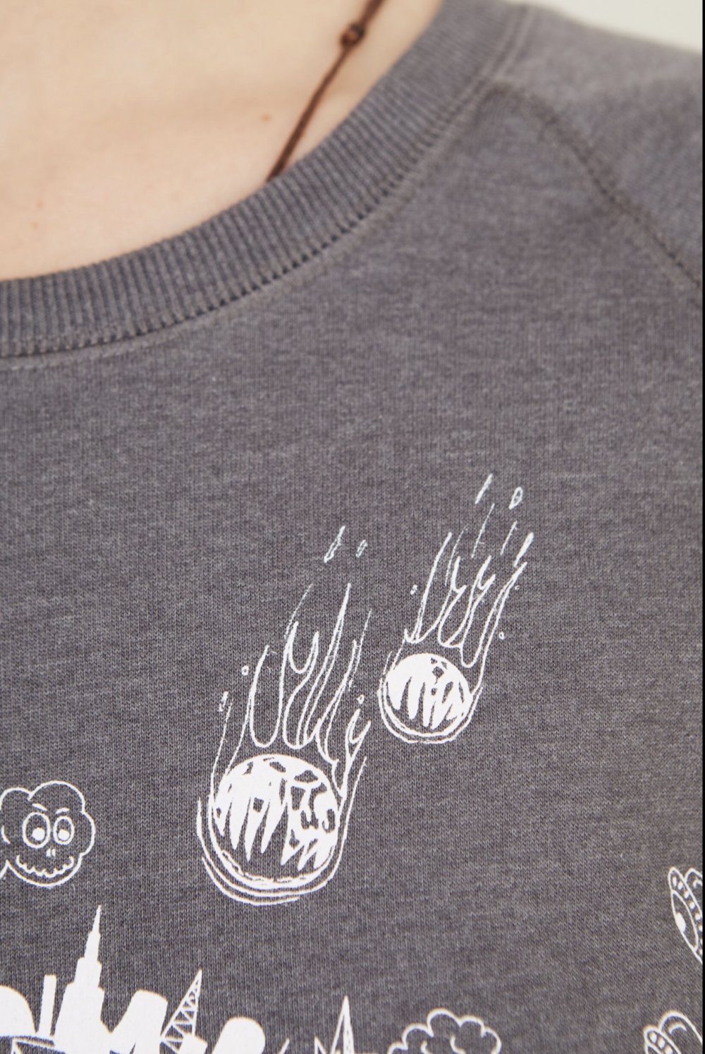 Recycled Sweatshirt Pullover XL grau weiß WELT