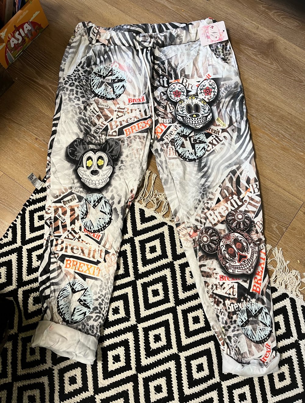 Mega schöne Hose Italy in 46