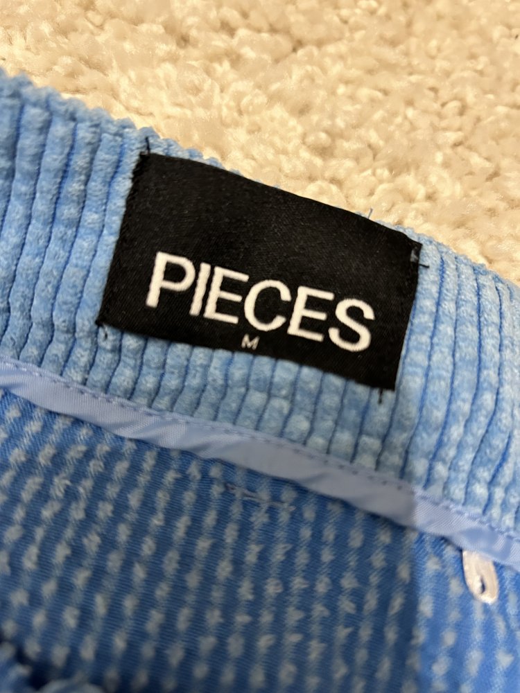Cordrock hellblau von PIECES