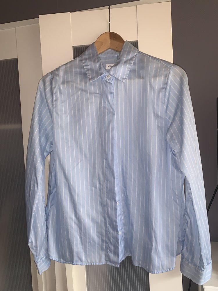 Neuwertig: leichte & süße Bluse gestreift hellblau/weiß