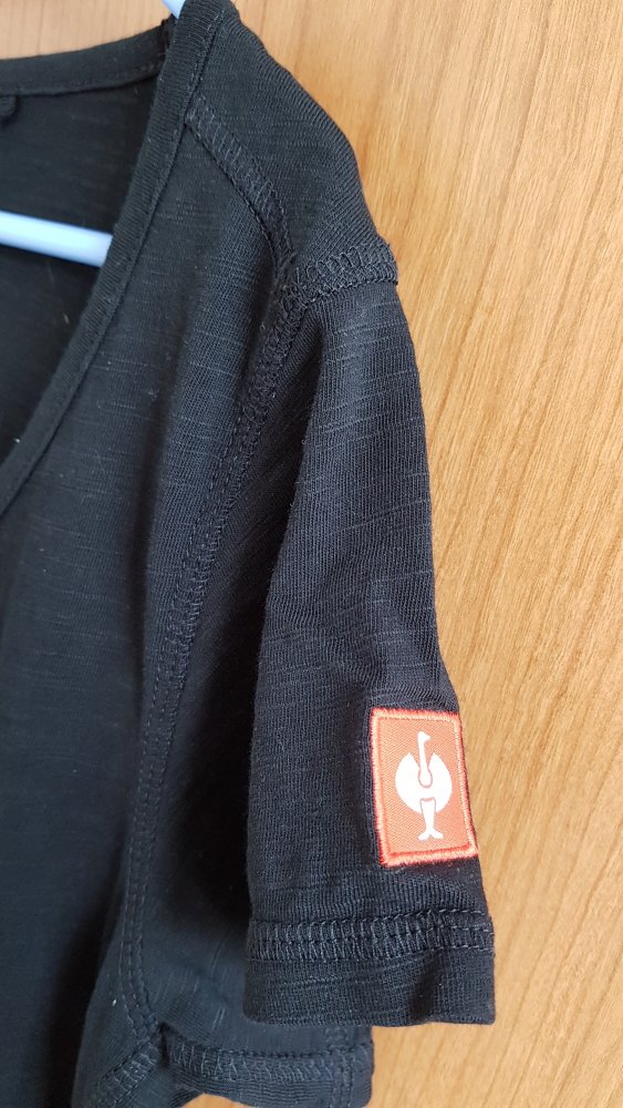 schwarzes ungetragenes T-Shirt Gr. XS von Strauss