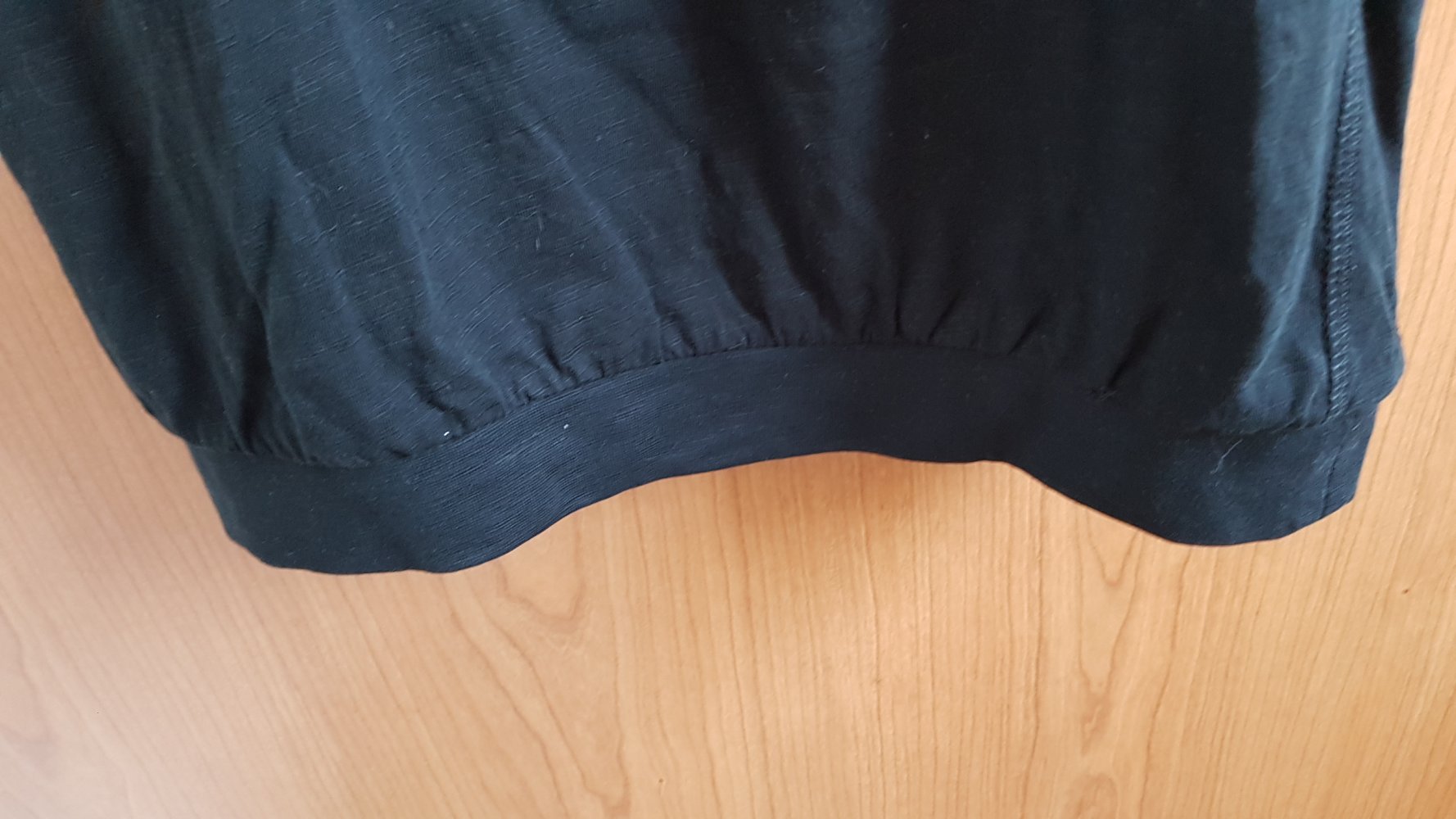 schwarzes ungetragenes T-Shirt Gr. XS von Strauss