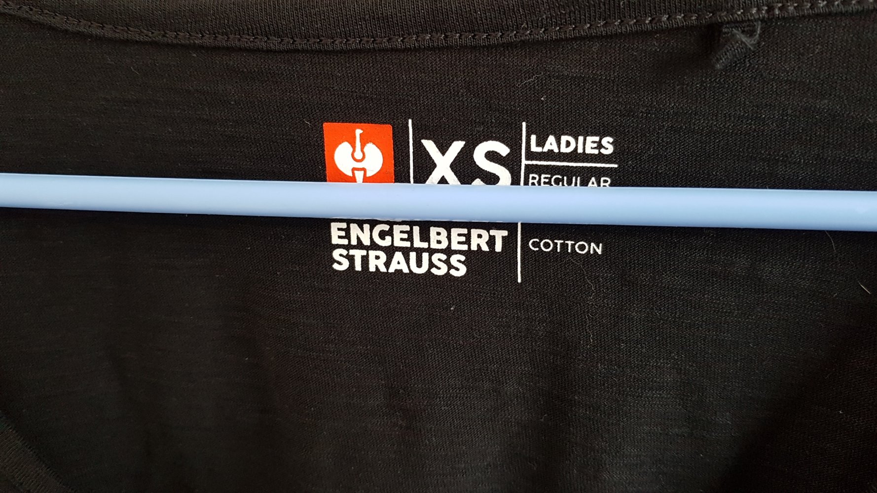 schwarzes ungetragenes T-Shirt Gr. XS von Strauss