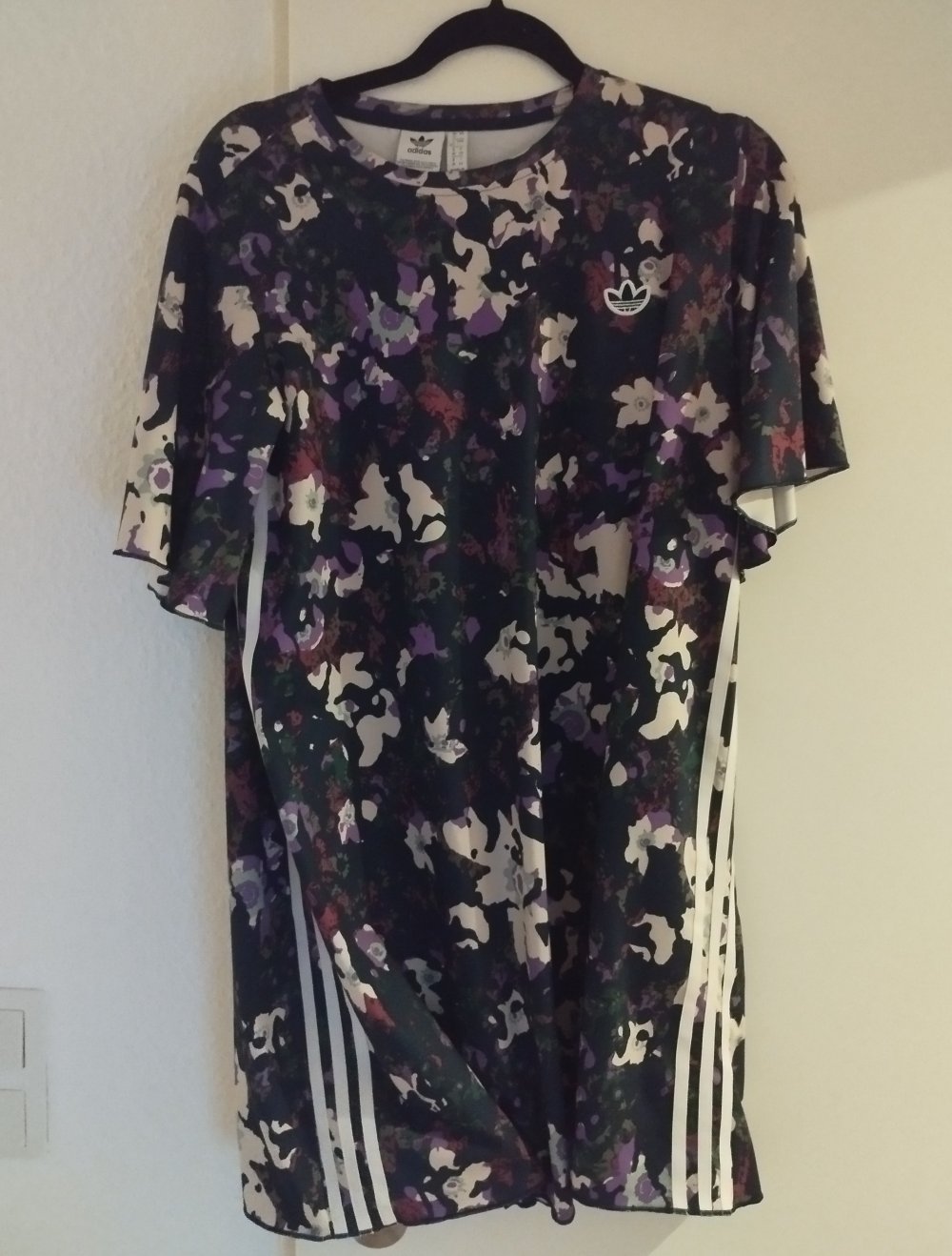 Kleid Adidas