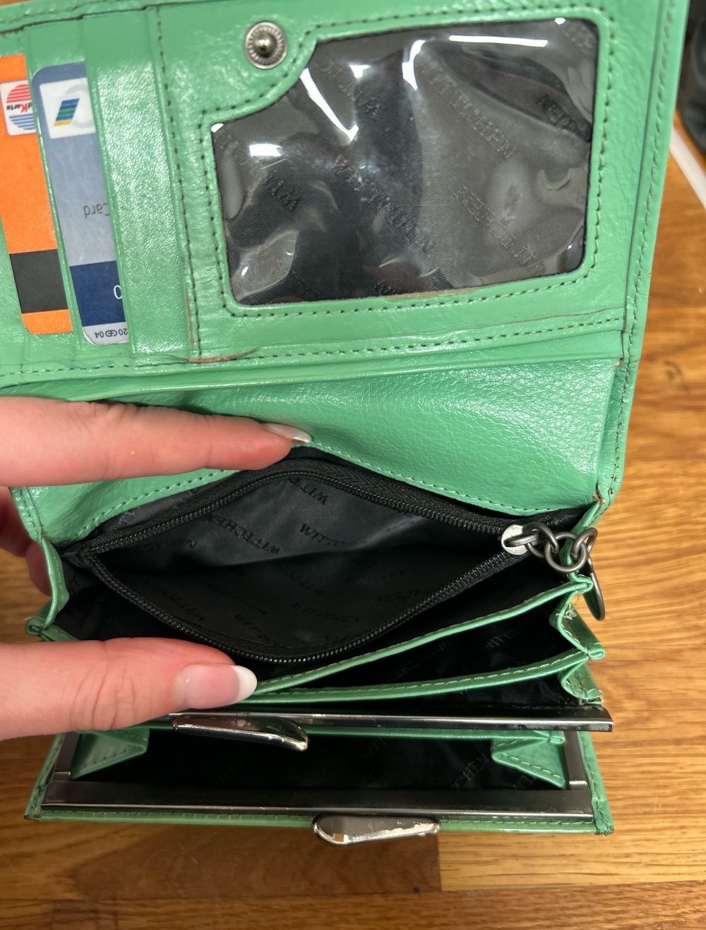 100% Echtleder Lackleder Geldbörse von Wittchen