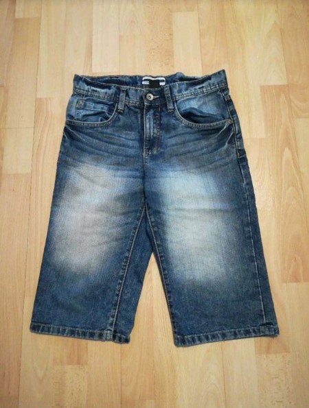 kurze Jeans