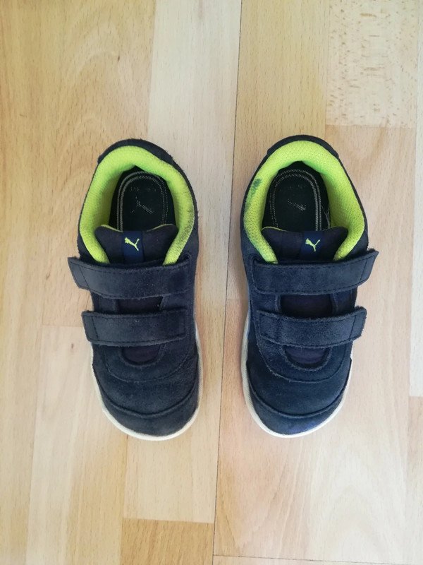 Sneaker/Turnschuh Gr. 27